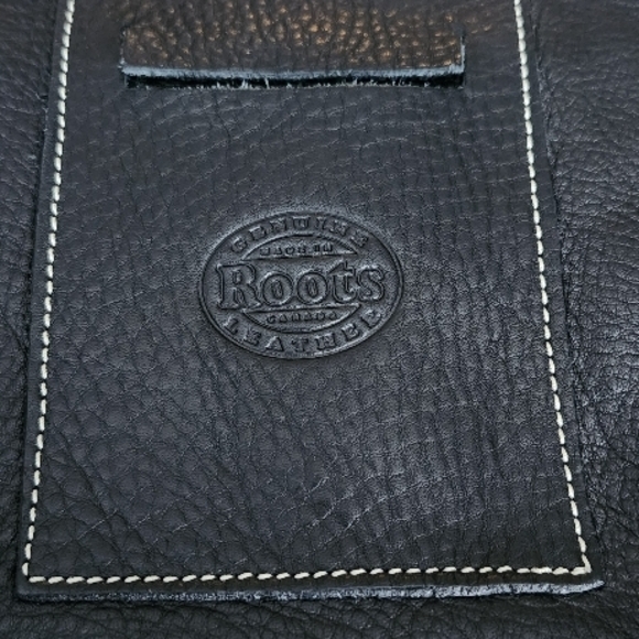 Roots Genuine Leather Black Men's Bag - Picture 1 of 8